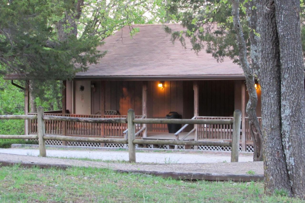 Bar M Resort & Campground Branson West Exterior photo